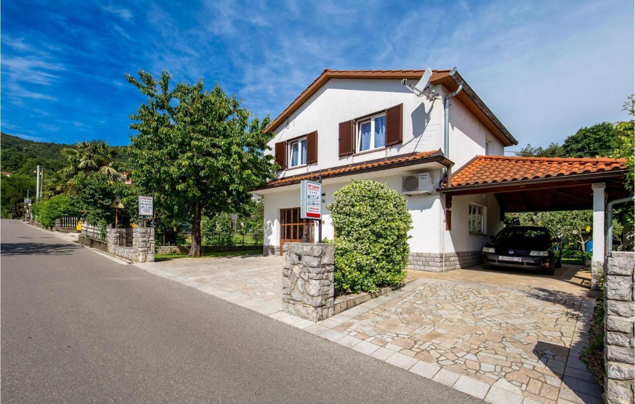 Nice Apartment In Rukavac With Kitchen Exterior photo